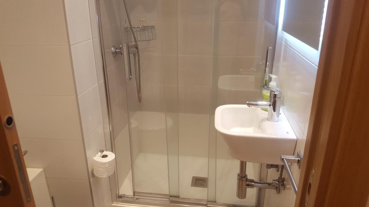 Apartamento Amplio Y Central A Pie De Playa La Concha San Sebastián Eksteriør billede