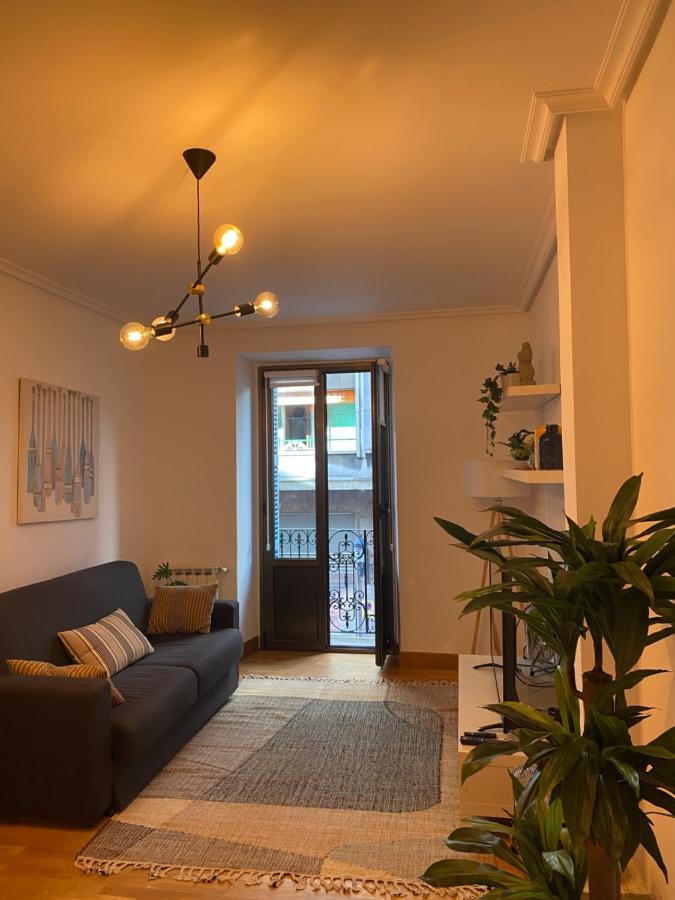 Apartamento Amplio Y Central A Pie De Playa La Concha San Sebastián Eksteriør billede